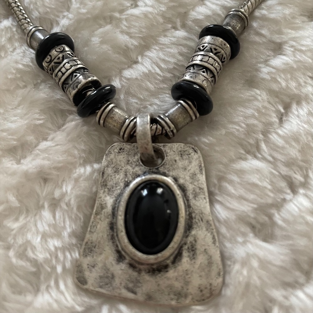 Chico’s Silvertone & Blackstone Pendant